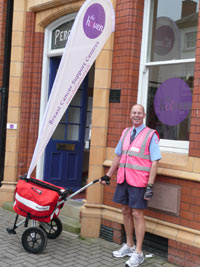 Postman Mike makes his longest round to raise funds for breast cancer charity