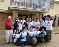 Hotel staff go litter picking