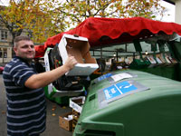 Cardboard recycling helps Witney Market go greener